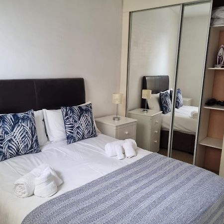 Stunning 2 Bed/2 Bath Flat In Waterloo, London Apartment Exterior foto